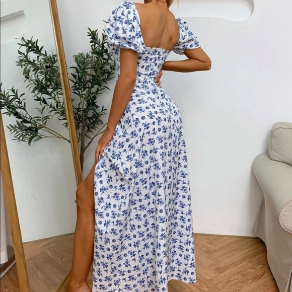 Puff Sleeve Floral Print Dress - Picture 2 of 3